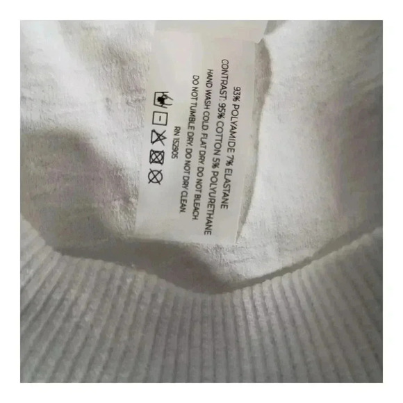 Gigi C Sport Isabella Textured Pullover Cropped Long Sleeve White Women's Medium - Picture 4 of 4